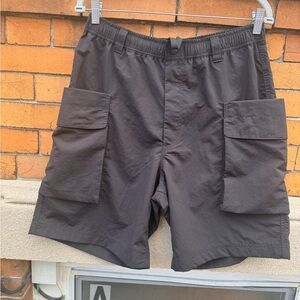 Uniqlo nylon cargo shorts